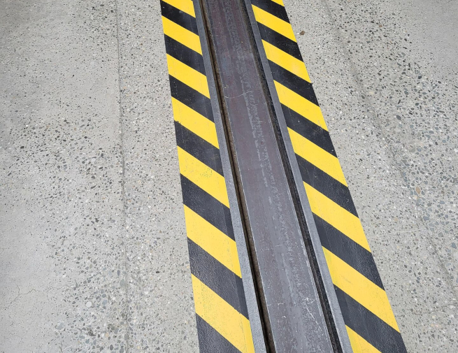 BODENMARKIERUNGEN FÜR DIE ARBEITSSICHERHEIT